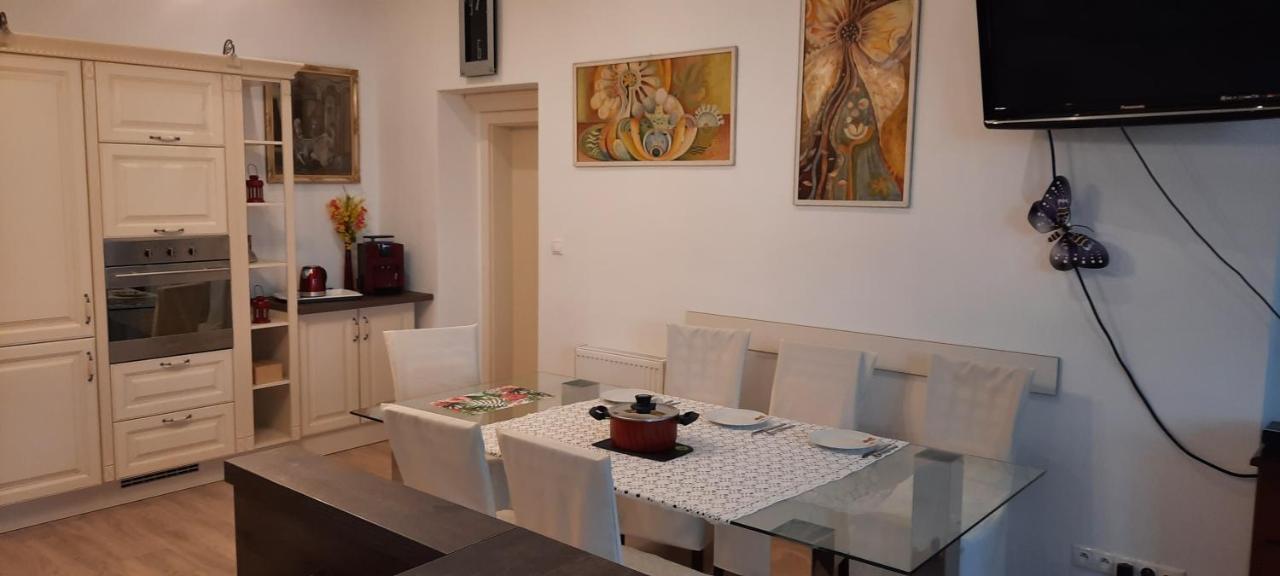 Apartman Ostry Vrsok V Starom Smokovci Apartment Vysoké Tatry Exterior foto